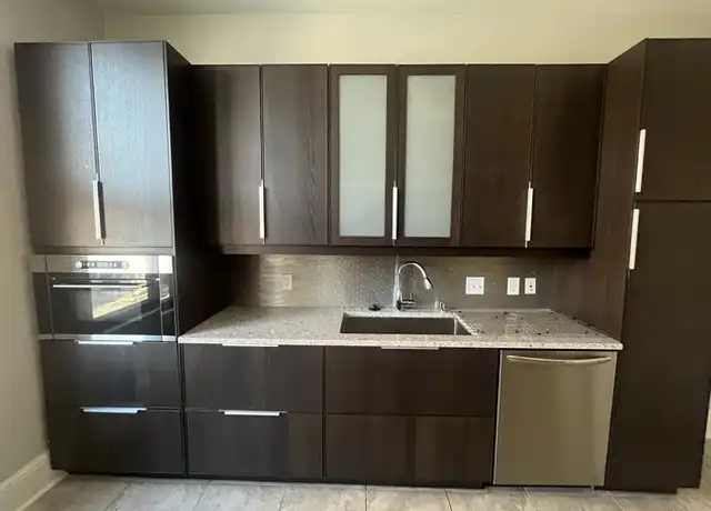 Property at 502 Madison Ave Unit 2, Covington, KY, 41011, 2 beds, 2 baths, [object Object]