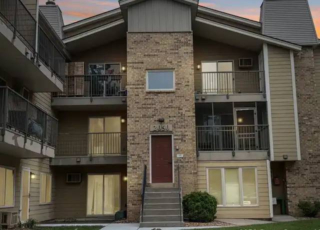 Property at 2050 Ridge Dr #12, Minneapolis, MN, 55416, 1 bed, 1 bath, [object Object]