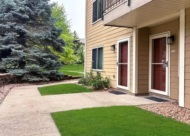 Property at 2050 Ridge Dr #12, Minneapolis, MN, 55416, 1 bed, 1 bath, [object Object]