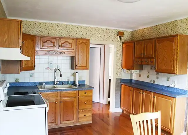 Property at 1859 Northampton St Unit 1, Holyoke, MA, 01040, 3 beds, 1 bath, [object Object]