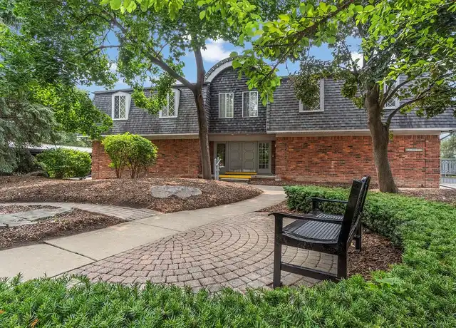 Property at Amber Apartments - 3807 Crooks Rd, Royal Oak, MI, 48073, 1 bed, 1 bath, [object Object]