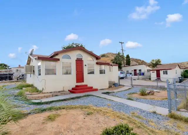 Property at 15574 2nd St, Victorville, CA, 92395, 4 beds, 1 bath, [object Object]