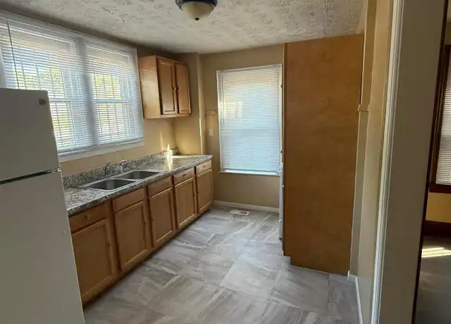 Property at 900 Berkeley Rd, Columbus, OH, 43206, 3 beds, 1 bath, [object Object]
