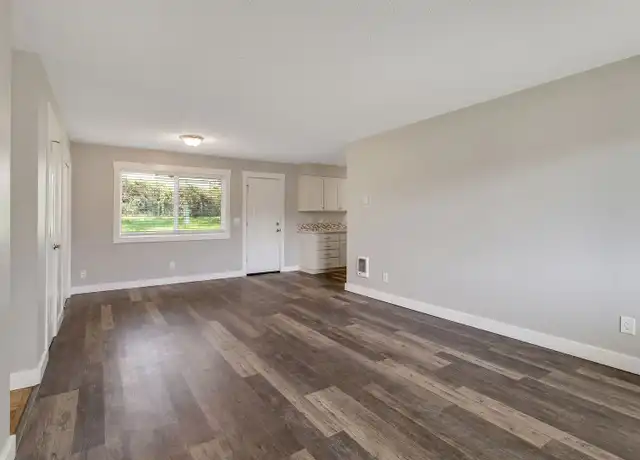 Property at 8020 SW Thorn St Unit 8045, Tigard, OR, 97223, 3 beds, 1.5 baths, [object Object]