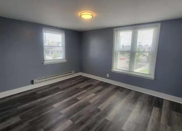 Property at 600 E Carver St Unit 2ND FLOOR, Philadelphia, PA, 19120, 1 bed, 1 bath, [object Object]