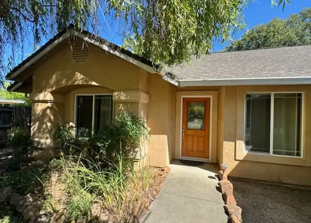 Property at 2722 Garnet Ct, Redding, CA, 96001, 3 beds, 2 baths, [object Object]