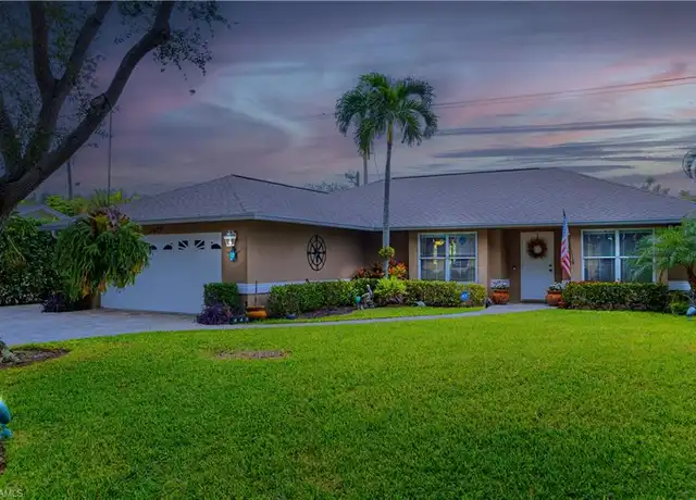 Property at 1073 N Alhambra Cir, Naples, FL, 34103, 3 beds, 2 baths, [object Object]