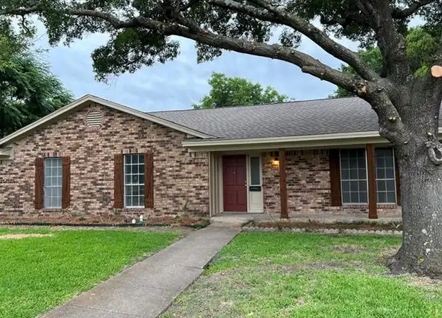 Property at 1838 Gross Rd, Dallas, TX, 75228, 4 beds, 2 baths, [object Object]