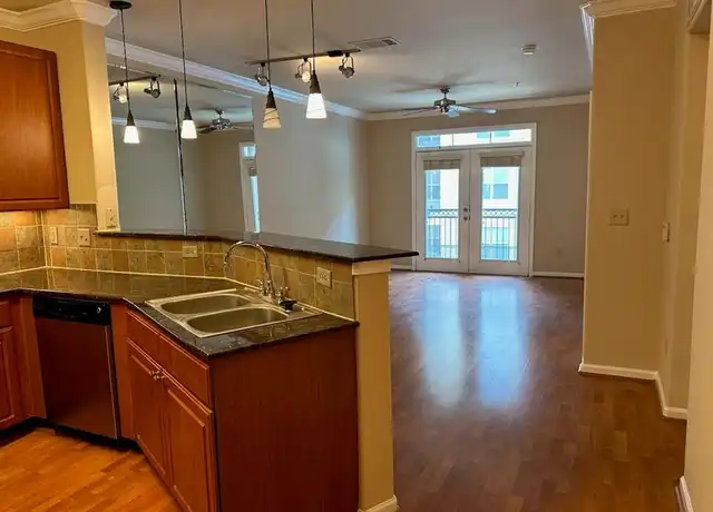 Property at 1711 Old Spanish Trl #308, Houston, TX, 77054, 1 bed, 1 bath, [object Object]