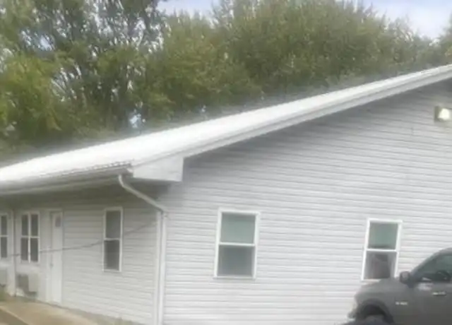 Property at 800 Dorris Heights Rd Unit 3, Harrisburg, IL, 62946, 2 beds, 1 bath, [object Object]