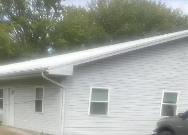 Property at 800 Dorris Heights Rd Unit 3, Harrisburg, IL, 62946, 2 beds, 1 bath, [object Object]