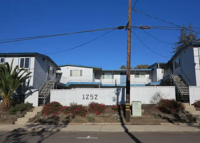 Property at 1252 E Foothill Blvd, San Luis Obispo, CA, 93405, 1-2 bed, 1 bath, [object Object]