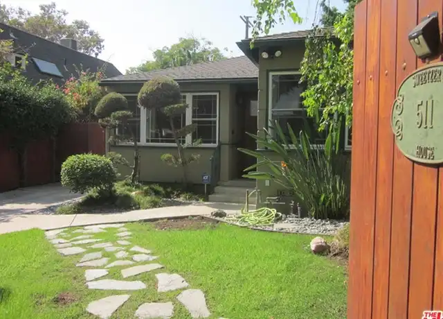 Property at 511 N Sweetzer Ave, West Hollywood, CA, 90048, 2 beds, 2 baths, [object Object]