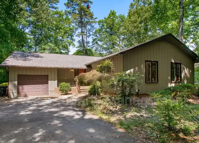 Property at 13614 Quail Hollow Ln, Midlothian, VA, 23112, 3 beds, 2 baths, [object Object]