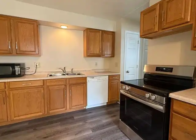 Property at 3951 Oregon Ave N, Minneapolis, MN, 55427, 2 beds, 1 bath, [object Object]