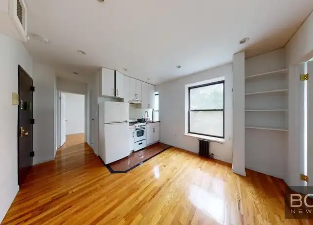 Property at 214 1st Ave Unit 3, New York, NY, 10009, 2 beds, 1 bath, [object Object]