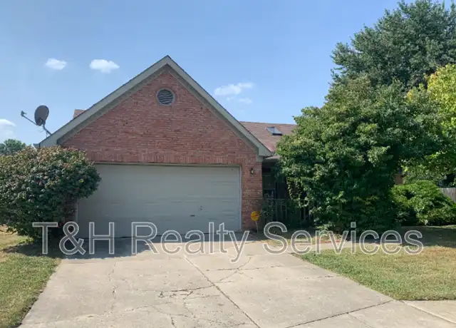 Property at 4834 Quail Crescent Ct, Indianapolis, IN, 46254, 3 beds, 2 baths, [object Object]
