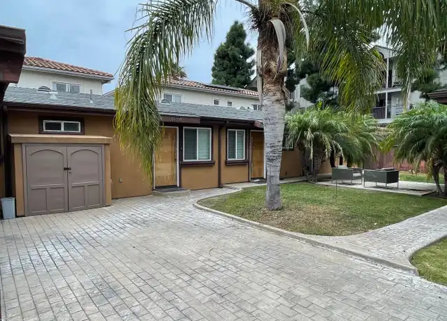 Property at 1470 Holly Ave, Imperial Beach, CA, 91932, 4 beds, 3 baths, [object Object]