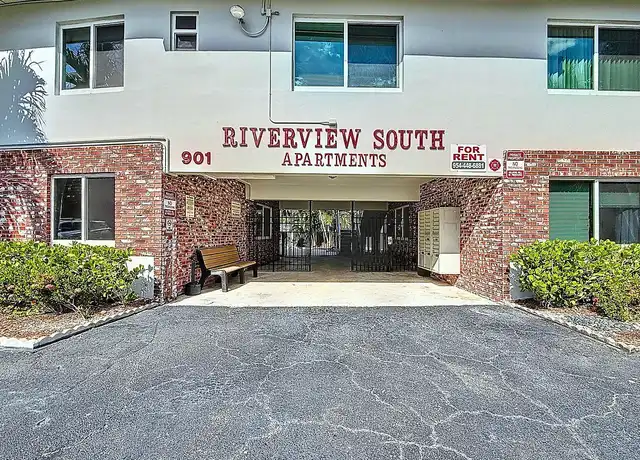 Property at Riverview South Apartments - 901 NE 18th Ct, Fort Lauderdale, FL, 33305, 1 bed, 1 bath, [object Object]