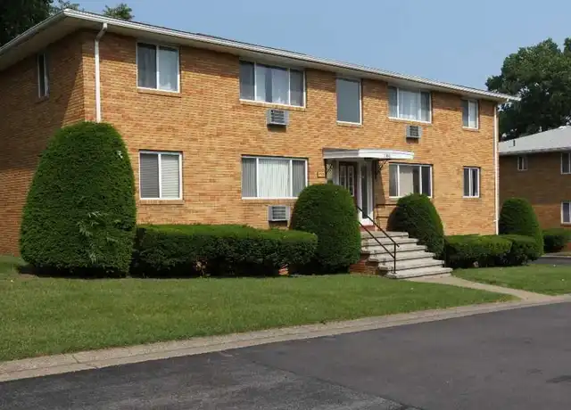 Property at Ridgecrest Court Apartments - 1196 E Ridge Rd, Rochester, NY, 14621, 1 bed, 1 bath, [object Object]