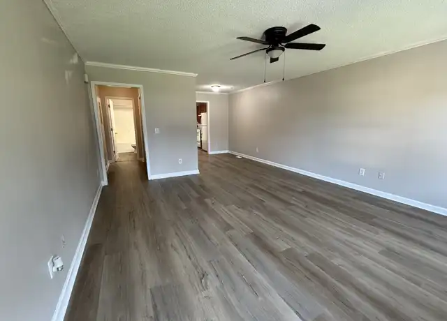 Property at 114 Fairfax Dr, Murfreesboro, TN, 37130, 2 beds, 1 bath, [object Object]