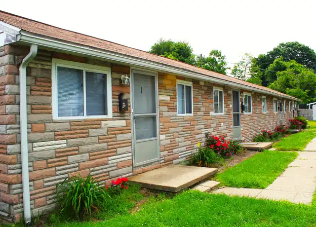 Property at 603 21st St Apt 3, Vienna, WV, 26105, 2 beds, 1 bath, [object Object]