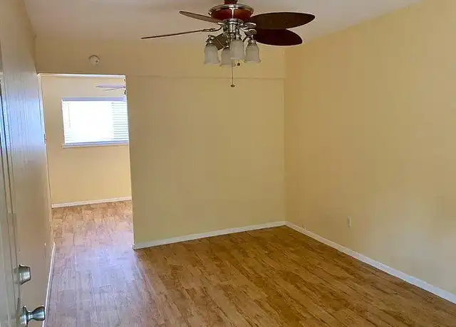 Property at Envoy Apartments - 2108 San Gabriel St, Austin, TX, 78705, 1 bed, 1 bath, [object Object]