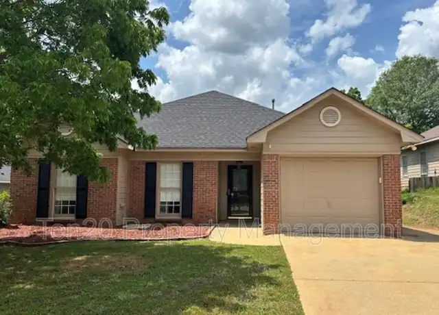 Property at 1018 Sugar Mill Dr, Columbus, GA, 31909, 3 beds, 2 baths, [object Object]