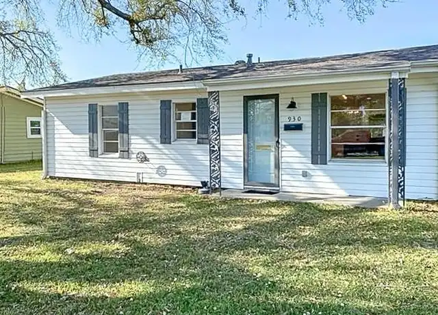Property at 930 Shady Ln, Westlake, LA, 70669, 2 beds, 1 bath, [object Object]
