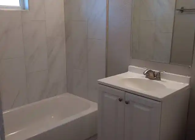 Property at 522 E Pierson St Unit 2B, Phoenix, AZ, 85012, 1 bed, 1 bath, [object Object]