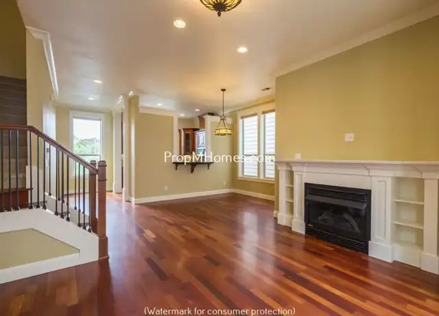 Property at 5123 N Williams Ave, Portland, OR, 97217, 2 beds, 2.5 baths, [object Object]