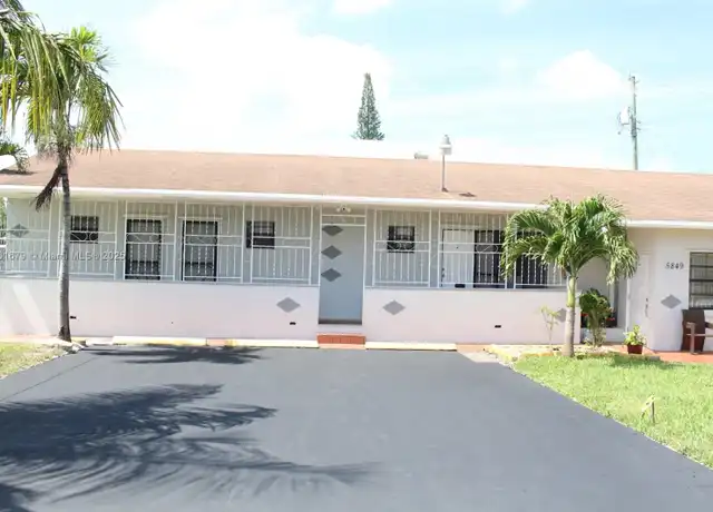 Property at 5849 Wiley St Unit 2, Hollywood, FL, 33023, 1 bed, 1 bath, [object Object]