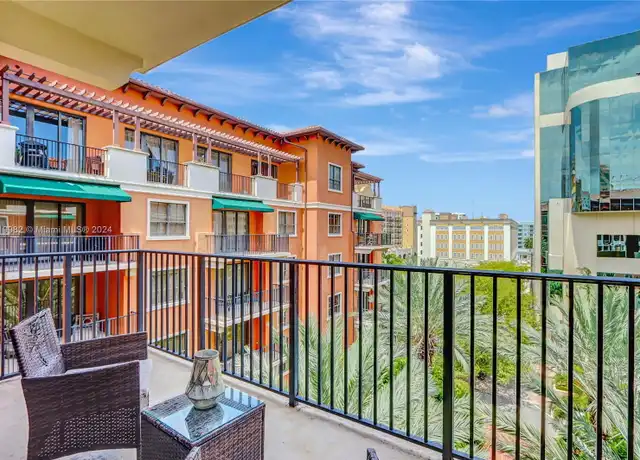 Property at 100 Andalusia Ave, Coral Gables, FL, 33134, 2 beds, 2.5 baths, [object Object]