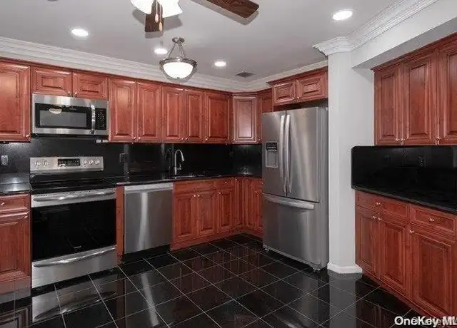 Property at 46 Sylvan Ln Unit 46, Port Jefferson Station, NY, 11776, 1 bed, 1 bath, [object Object]