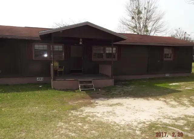 Property at 12 S 2nd St, Glenwood, GA, 30428, 3 beds, 1 bath, [object Object]
