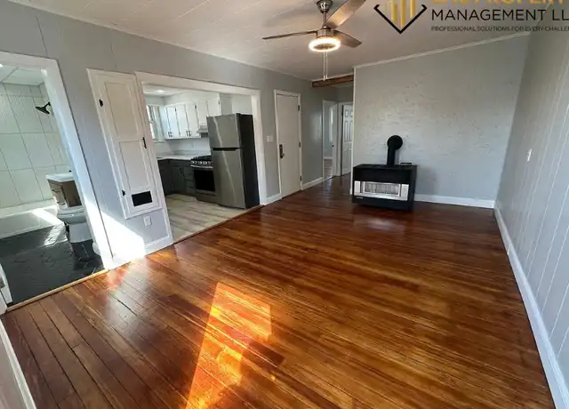 Property at 189 Tripp St Unit 2N, Fall River, MA, 02724, 2 beds, 1 bath, [object Object]