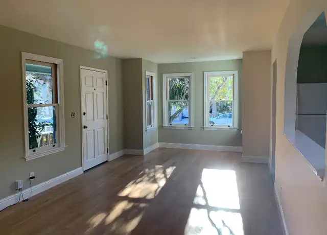 Property at 5838 Fremont St Unit 1, Oakland, CA, 94608, 3 beds, 1 bath, [object Object]