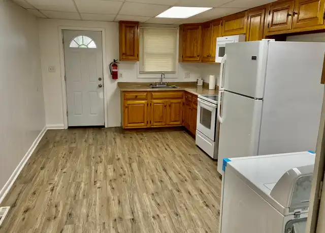 Property at 46 Main St Unit 46, Pennsville, NJ, 08070, 2 beds, 1 bath, [object Object]