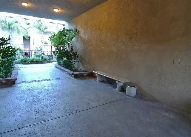 Property at 10937 Fruitland Dr, Studio City, CA, 91604, 0-2 beds, 1 bath, [object Object]