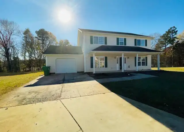 Property at 900 Stockwood Ct, High Point, NC, 27265, 4 beds, 2.5 baths, [object Object]