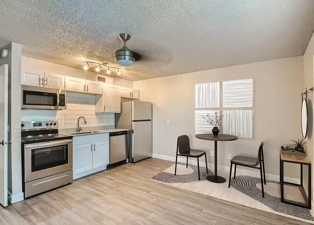 Photo of 5038 N 55th Ave, Glendale, AZ 85301