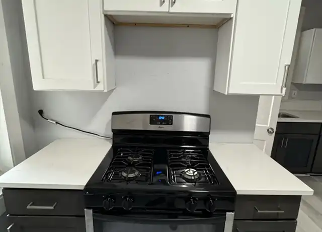 Property at 77 2nd St, Newark, NJ, 07107, 3 beds, 1 bath, [object Object]