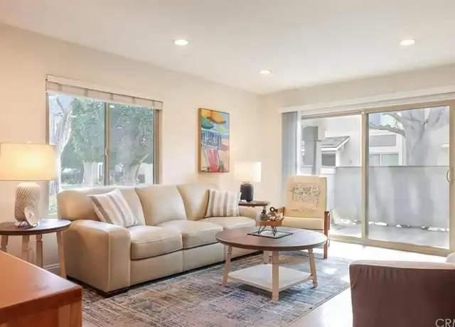 Property at 16872 Cod Cir Unit A, Huntington Beach, CA, 92647, 2 beds, 1 bath, [object Object]