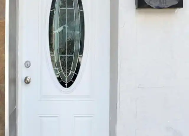 Property at 41 Whitaker St Unit A, Savannah, GA, 31401, 3 beds, 1.5 baths, [object Object]