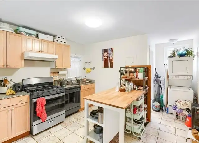 Property at 289 Elm St Unit 2, Cambridge, MA, 02139, 2 beds, 1 bath, [object Object]