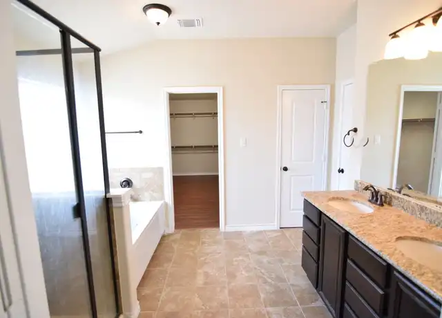 Property at 5509 Kent Dr, Belton, TX, 76513, 5 beds, 3 baths, [object Object]