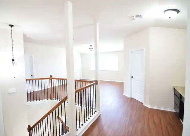 Property at 5509 Kent Dr, Belton, TX, 76513, 5 beds, 3 baths, [object Object]