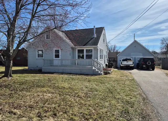 Property at 1127 34th St NE, Cedar Rapids, IA, 52402, 3 beds, 2 baths, [object Object]