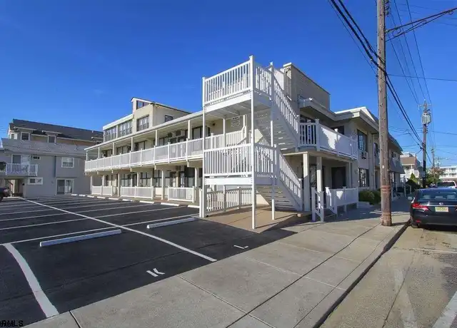 Property at 9415 Pacific Ave #33, Margate City, NJ, 08402, 1 bed, 1 bath, [object Object]