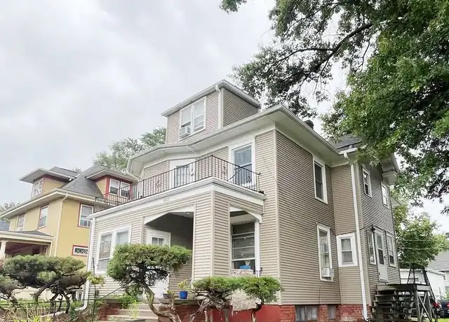 Property at 4824 Chicago St #2, Omaha, NE, 68132, 1 bed, 1 bath, [object Object]